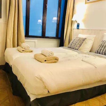 Village Saint Paul 公寓式酒店 4*