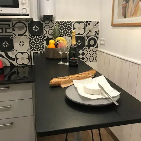Village Saint Paul Aparthotel