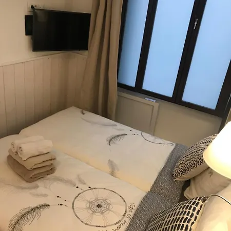 Village Saint Paul Aparthotel Paris