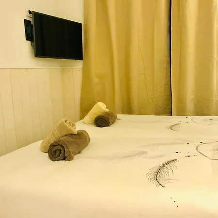 Village Saint Paul Apart Otel Paris