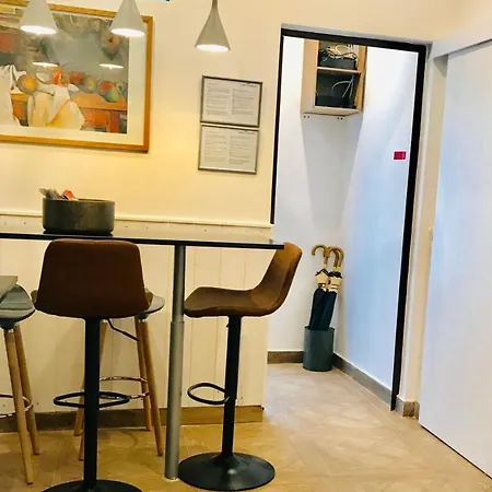 Village Saint Paul Aparthotel Paris