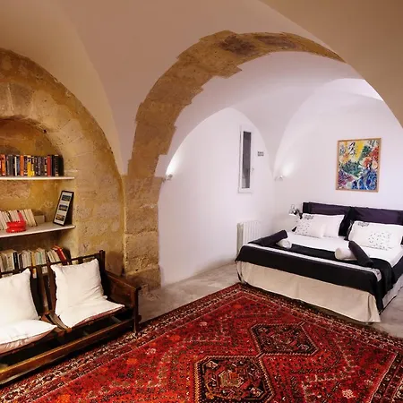 Village Saint Paul 4*