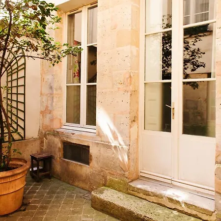 Apart Otel Village Saint Paul Paris