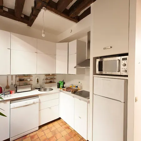 Village Saint Paul 4*
