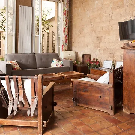 Village Saint Paul Aparthotel Paris
