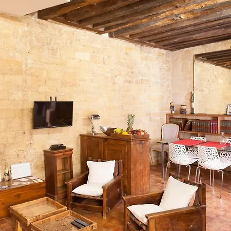 Aparthotel Village Saint Paul Paris